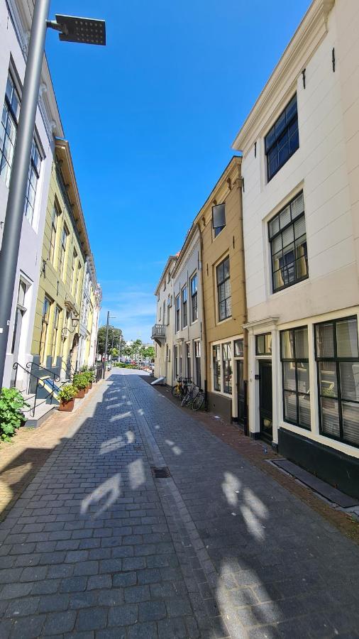 Appartement Havenzicht, gelegen aan zee met zeezicht Vlissingen Buitenkant foto